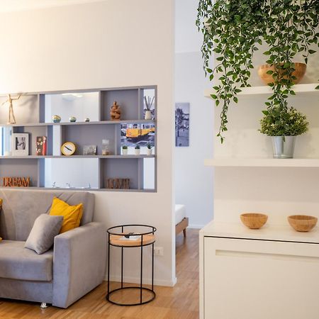 Ferienwohnung Keys Of Italy - Melloni 4 / Mustard Revolution Mailand Exterior foto